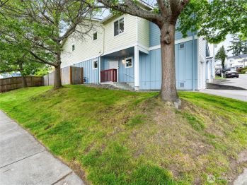 30875 State Route 20 #D1, Oak Harbor, WA 98277