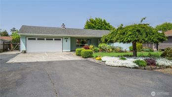 1305 Greenwood Lane , Centralia, WA 98531
