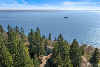 26456 Ohio Avenue NE, Kingston, WA 98346