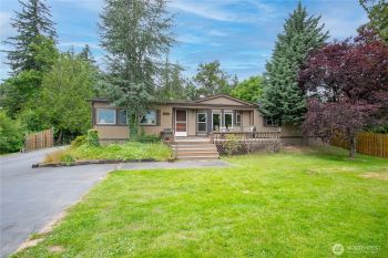5459 Noon Road , Bellingham, WA 98226