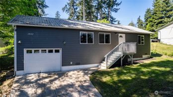 1600 Lake Drive , Camano Island, WA 98282