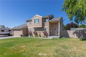 215 F Street SE, Ephrata, WA 98823