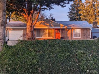 16723 Ashworth Avenue N, Shoreline, WA 98133