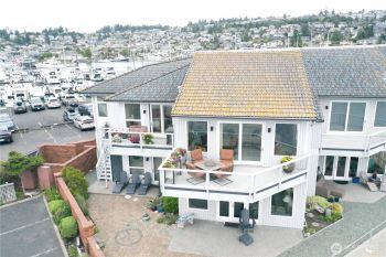 2401 Skyline Way #201E, Anacortes, WA 98221