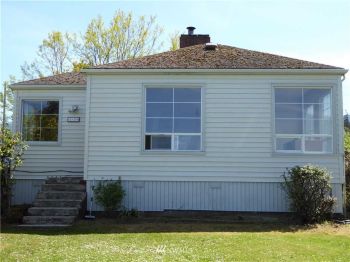 110 E Vashon Avenue , Port Angeles, WA 98362