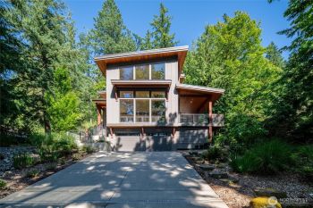 1515 38th Street , Bellingham, WA 98229