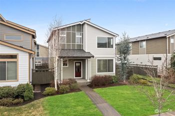 32895 Pine Avenue SE, Black Diamond, WA 98010