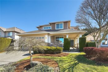 114 242nd Avenue SE, Sammamish, WA 98074