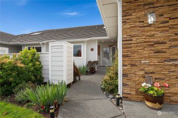 421 Blakely Boulevard , Sequim, WA 98382