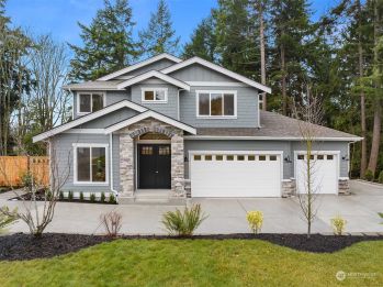 11372 SE 82nd Street , Newcastle, WA 98056