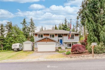 1585 Poplar Lane , Camano Island, WA 98282