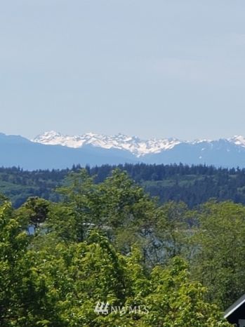 944 SW Camano Drive , Camano Island, WA 98282
