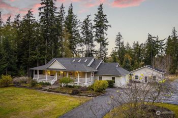 1195 Silver Lake Road , Oak Harbor, WA 98277