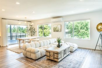 15558 NE 15th Place #301, Bellevue, WA 98007