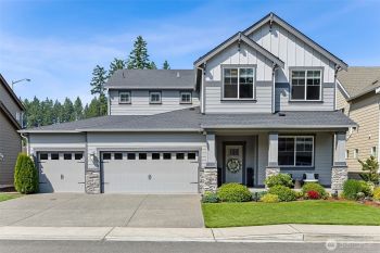12911 Emerald Ridge Boulevard E, Puyallup, WA 98374