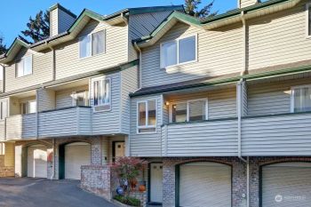 19523 Aurora Avenue N #4, Shoreline, WA 98133