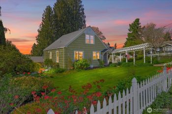 330 Avenue I , Snohomish, WA 98290