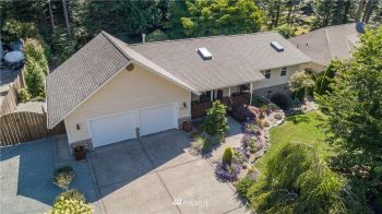 1115 San Juan Drive , Camano Island, WA 98282