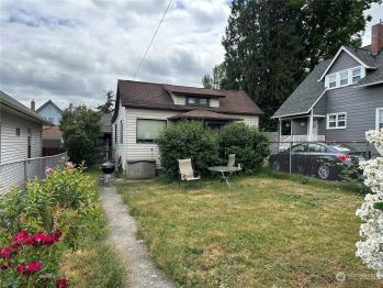 1229 8th Street , Bremerton, WA 98337
