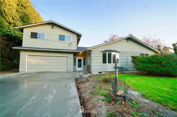 2420 46th Avenue , Longview, WA 98632
