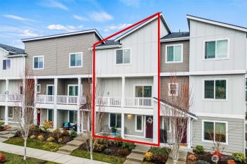 22992 SE Cherry Street , Black Diamond, WA 98010