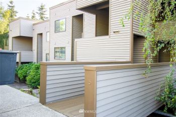 4895 76th Street SW #D301, Mukilteo, WA 98275