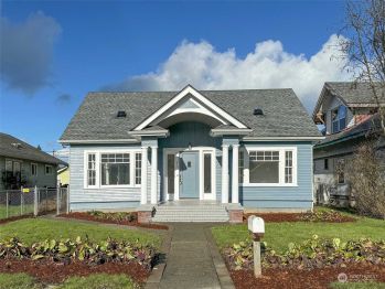 235 W 5th Street , Port Angeles, WA 98362