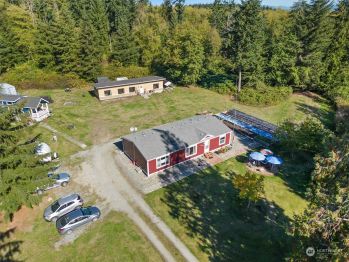 326 Cottonwood Drive , Camano Island, WA 98282