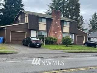 810 N Orchard Street , Tacoma, WA 98406
