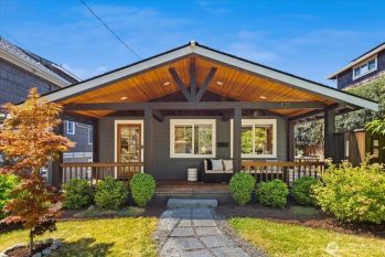 821 27th Avenue , Seattle, WA 98122
