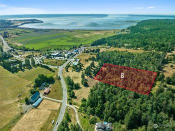 2 R33220-075-0100 , Camano Island, WA 98282