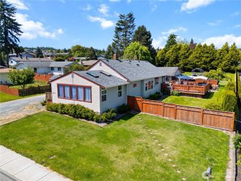 3704 Commercial Avenue , Anacortes, WA 98221-4231