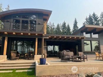 720 Windmill Drive , Freeland, WA 98249