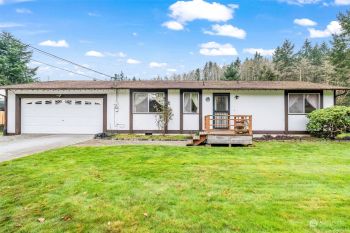 27027 Border Way NE, Kingston, WA 98346
