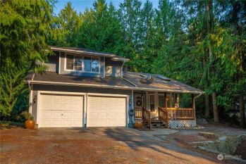 22014 Bluewater Drive SE, Yelm, WA 98597