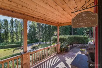 631 N Sunrise Boulevard , Camano Island, WA 98282