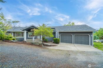 183 Dow Ridge Drive N, Eatonville, WA 98328