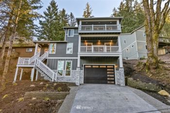 34 Lake Louise Drive , Bellingham, WA 98229