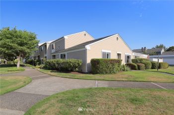 8614 Onyx Drive SW #F, Lakewood, WA 98498