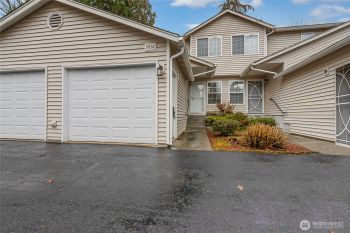 5514 99th Street Ct E, Puyallup, WA 98373