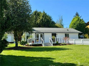 1036 Avenue A , Snohomish, WA 98290