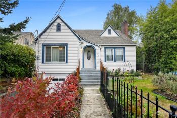 712 Pennsylvania Avenue , Bremerton, WA 98337