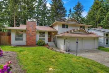 9522 51st Street W, University Place, WA 98467