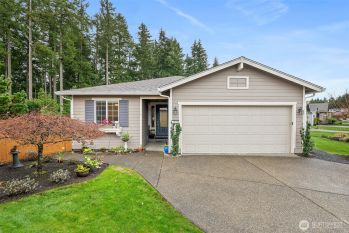 4818 Meriwood Drive NE, Lacey, WA 98516