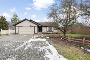 508 N Knapman Avenue , Sequim, WA 98382