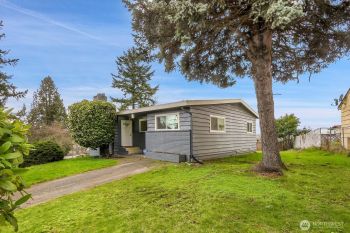 11855 55th Avenue S, Seattle, WA 98178