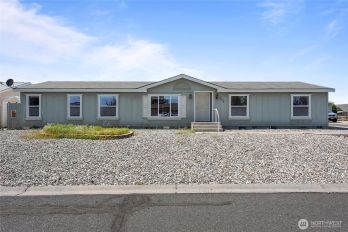 579 J Street SE, Ephrata, WA 98823