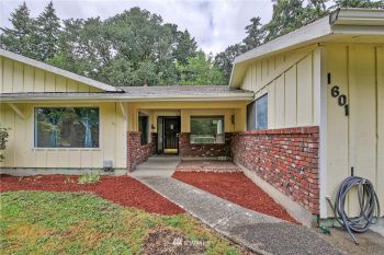1601 Sunset Way , Centralia, WA 98531
