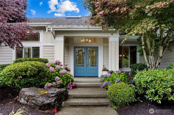 23926 SE 8th Place , Sammamish, WA 98075