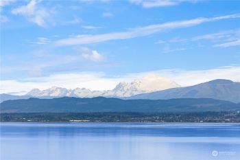 1833 SE Camano Drive , Camano Island, WA 98282